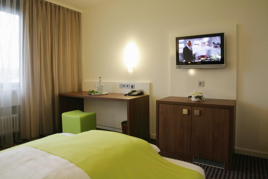 Hotel Fuchsen 키르하임운터텍 객실 사진